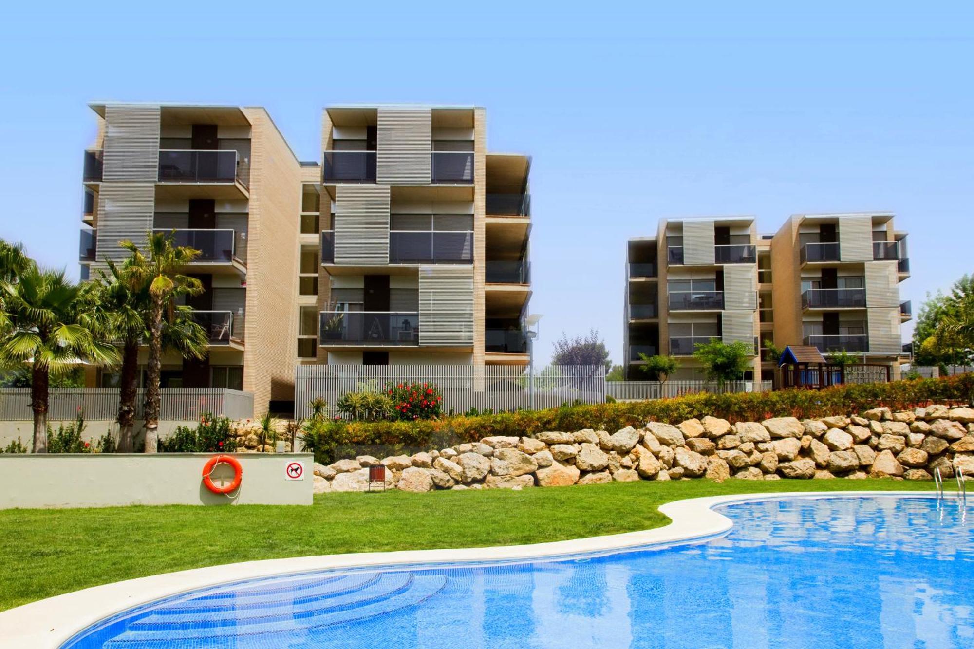 Rentalmar Paradise Families Only Con Parking 살루 외부 사진