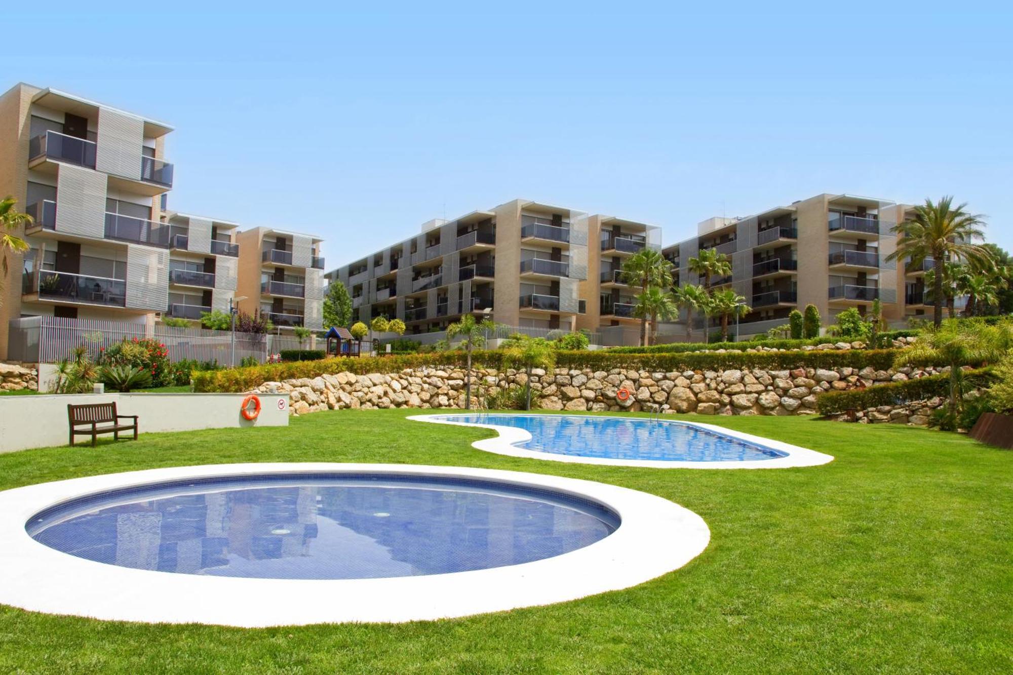Rentalmar Paradise Families Only Con Parking 살루 외부 사진