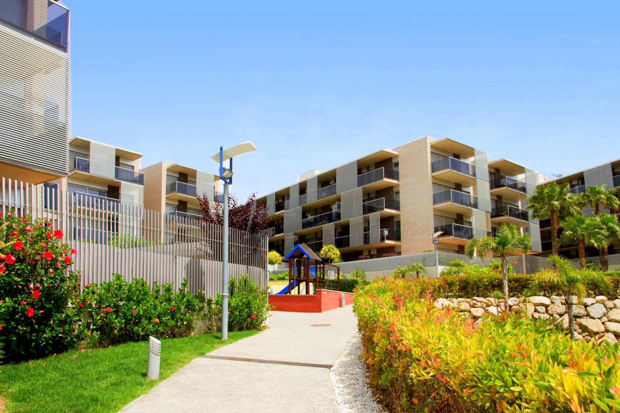 Rentalmar Paradise Families Only Con Parking 살루 외부 사진