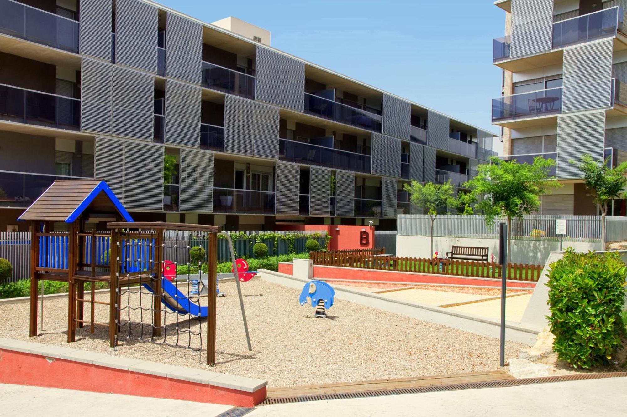 Rentalmar Paradise Families Only Con Parking 살루 외부 사진